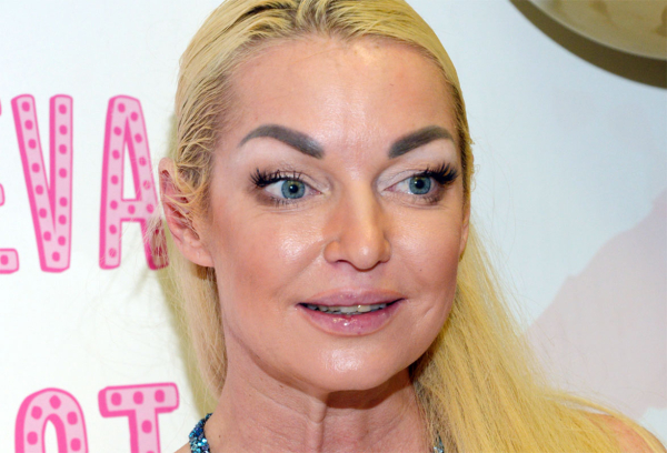 Премьера «Звезд под капельницей»: срыв Волочковой, похмелье Джигурды и громкое начало сезона
Премьера «Звезд под капельницей»: срыв Волочковой, похмелье Джигурды и громкое начало сезона